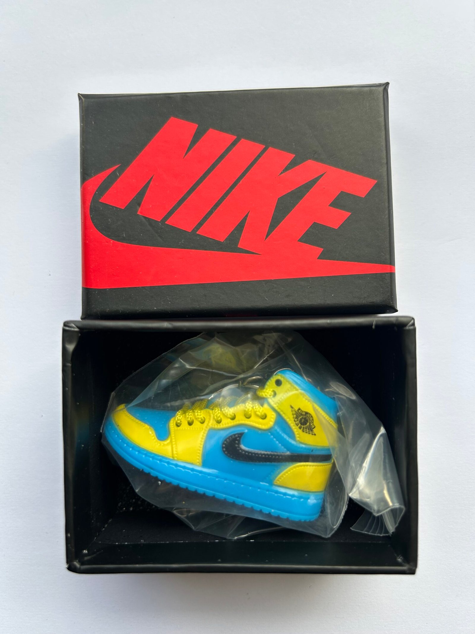 Mini Nike 3D Sneaker Basketball Shoe Keychain – Collectible Accessory Gift