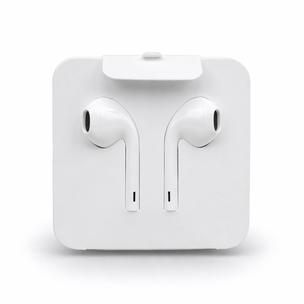 USB-C Wired In-Ear Headphones with Mic – Universal White 1.2M - Image 4